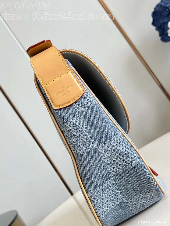 Official oldcobbler LOUIS MM Messenger Montsouris VUITTON 0823